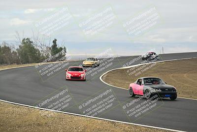 media/Jan-26-2025-CalClub SCCA (Sun) [[cfcea7df88]]/Group 1/Race/